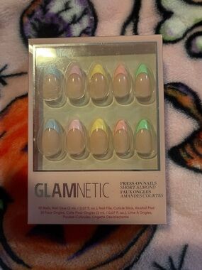 GLAMNETIC Short Almond Press-On Nails in Pastel Multi